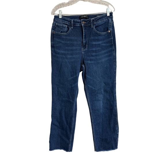 Judy Blue Cropped Straight Frayed Hem 11/30 - Picture 1 of 3